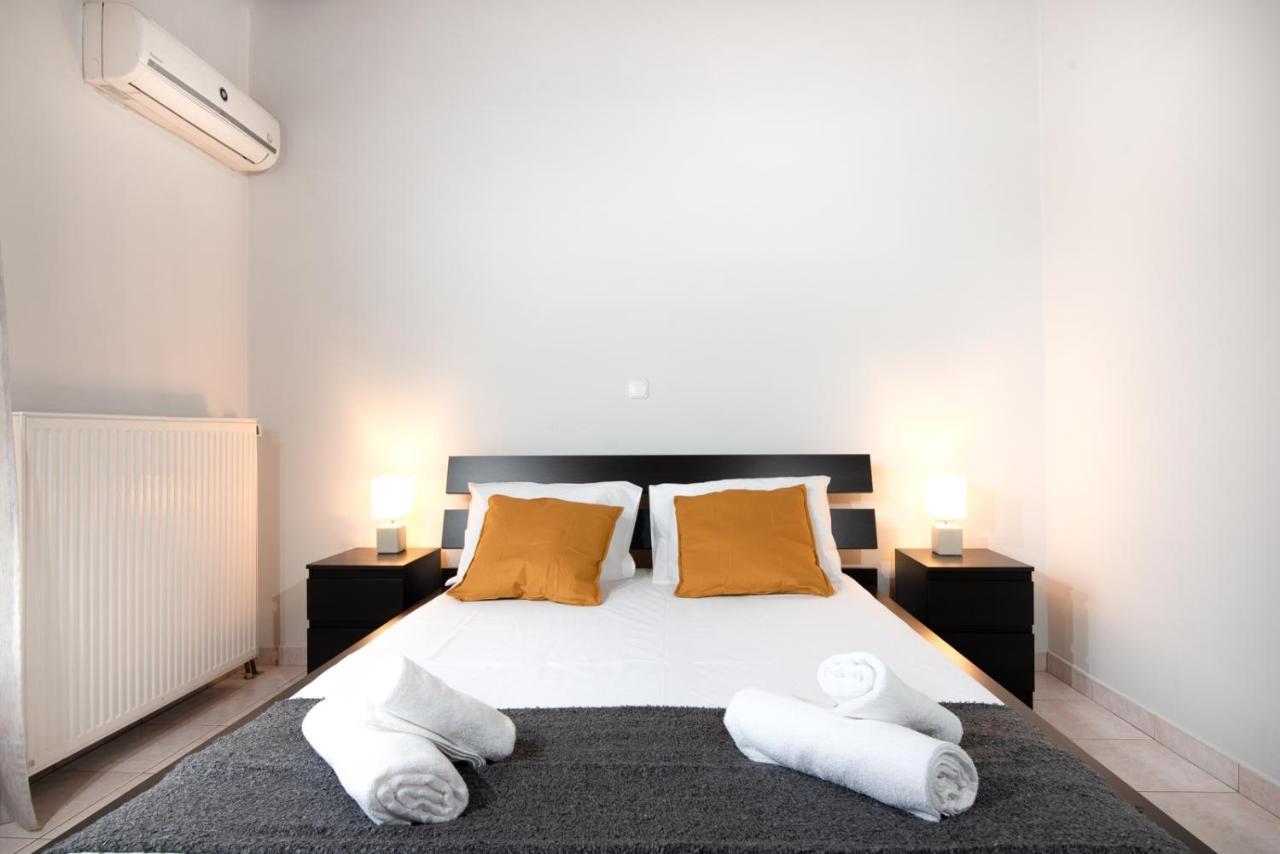 Ns-George Apartments By The Airport Markópoulon Екстериор снимка